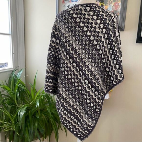 Vintage Zozo Open Knit Poncho Reversible Women's Pullover Sweater (Size S/M) - Picture 2 of 12